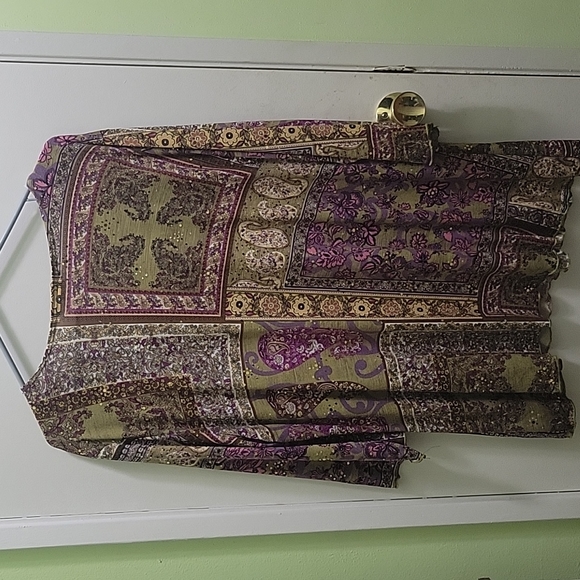 Surplice printed top - Picture 2 of 4